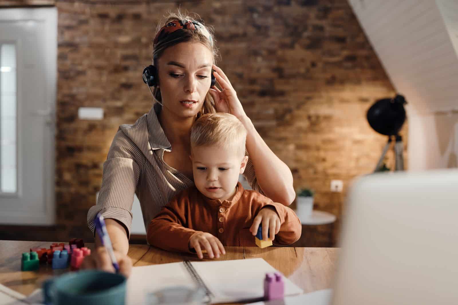 reconversion professionnelle mère foyer